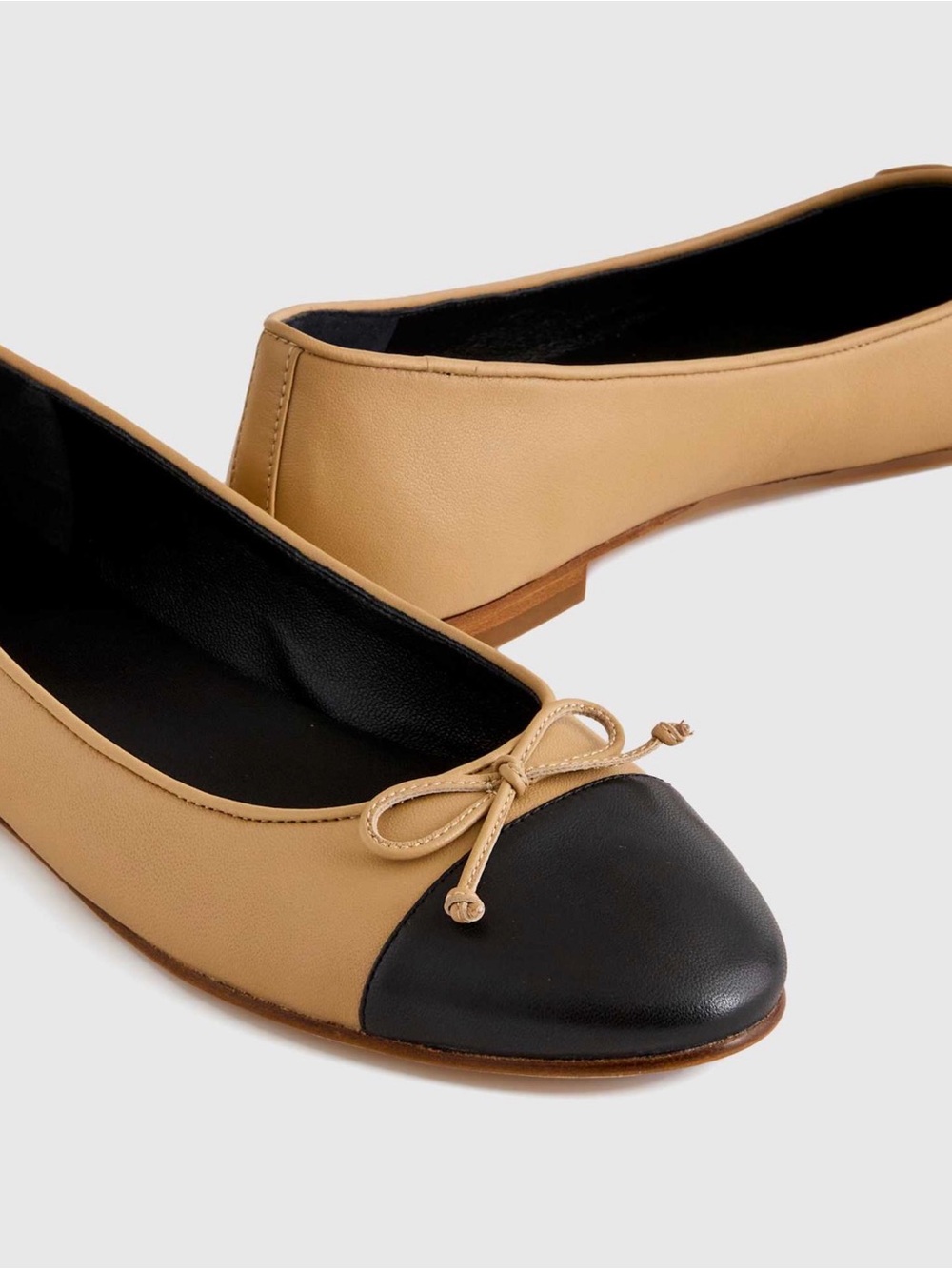 Quince Italian Leather Cap-Toe Ballet Flat Classic Two-Tone Bow Tan and Black 9